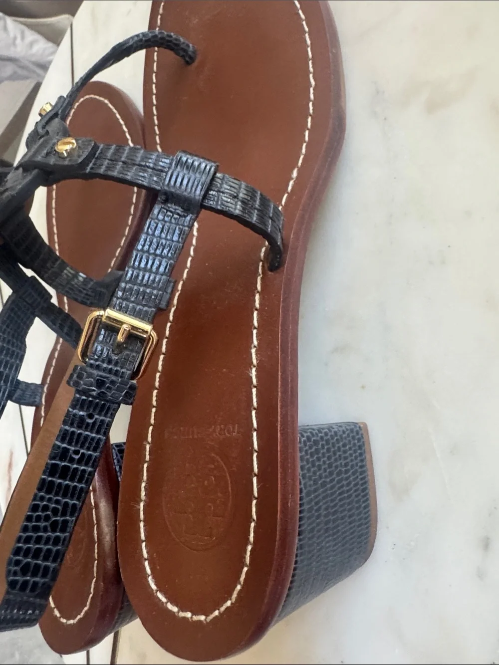 Tory Burch Navy Blue Leather Logo Thong Sandals with Brown Footbed